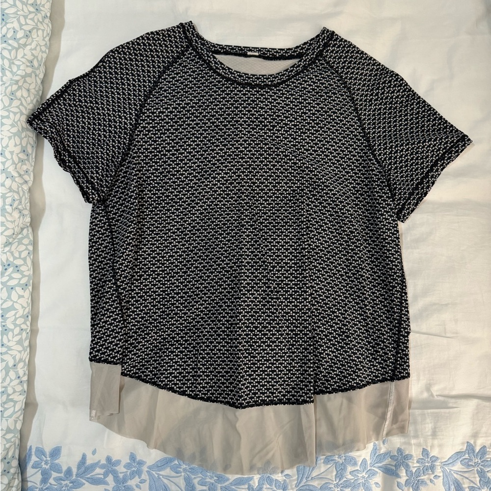 Lululemon top
